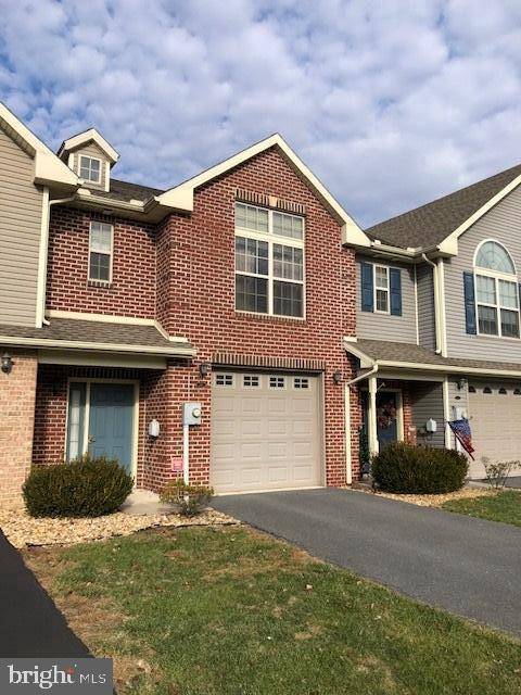 2017 POWELL DR, Chambersburg, PA 17201