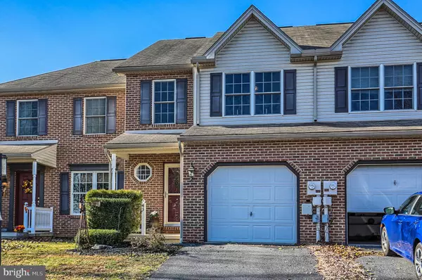 63 WARWICK CIR, Mechanicsburg, PA 17050