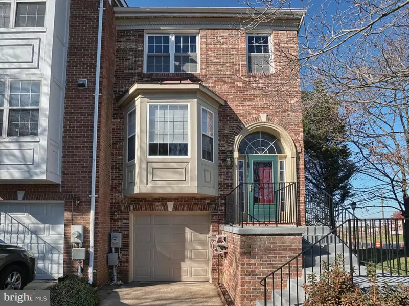 32 CARRIAGE WALK CT, Gaithersburg, MD 20879