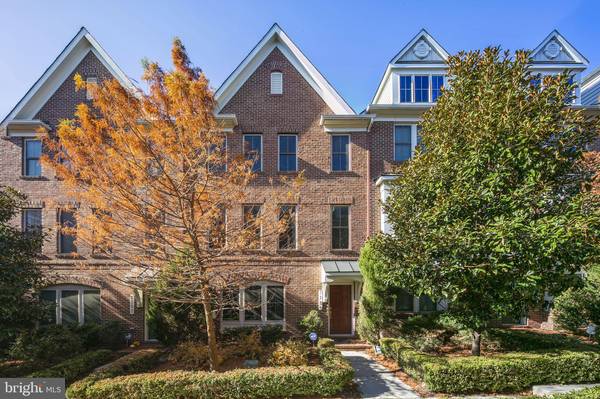 3355 KEMPER RD, Arlington, VA 22206