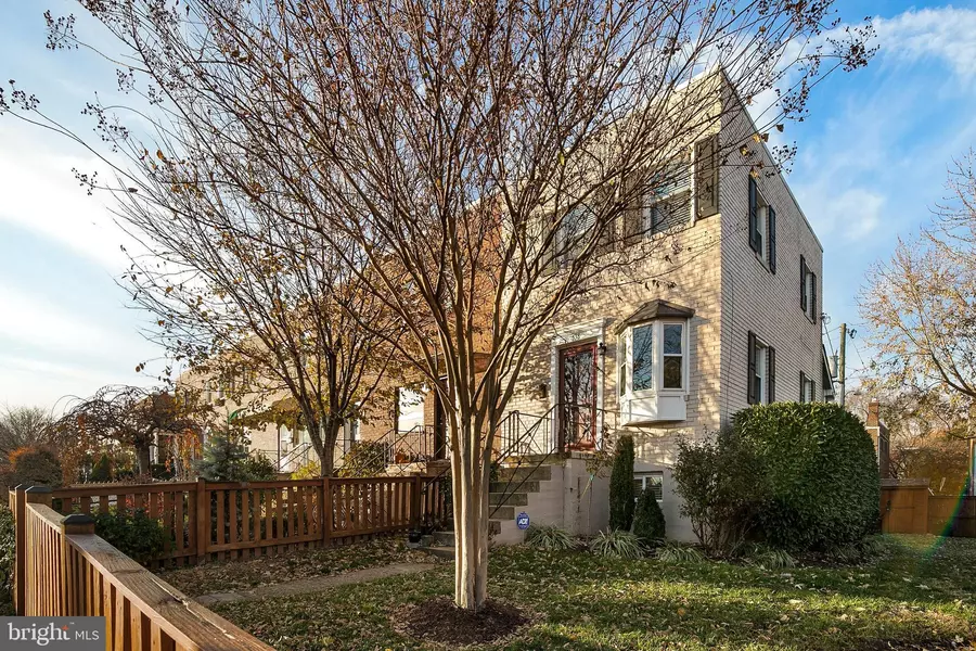 538 E GLENDALE AVE, Alexandria, VA 22301