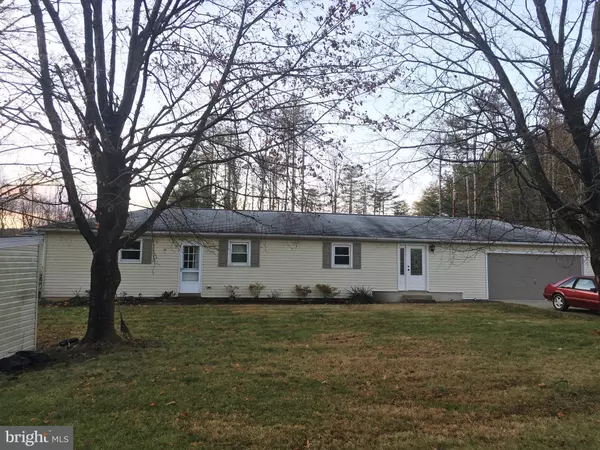 184 COUNTRY CLUB RD, Lehighton, PA 18235