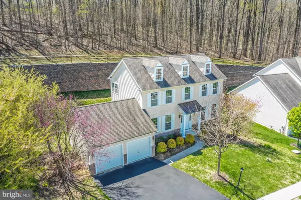 2925 AVEBURY STONE CIR, Downingtown, PA 19335