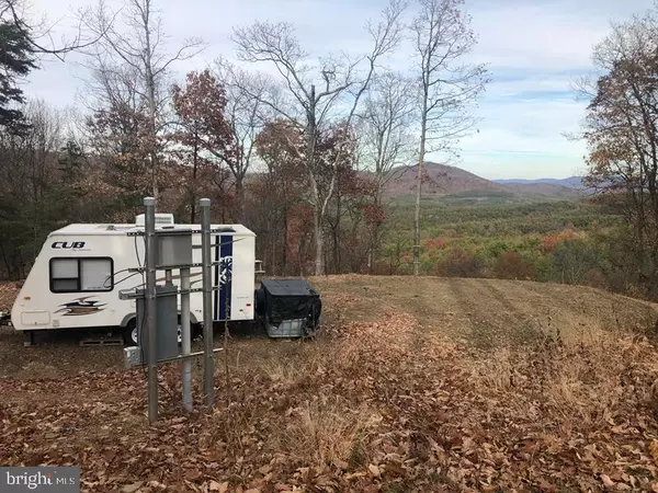 Springfield, WV 26763,123 BLUFFS ON THE POTOMAC