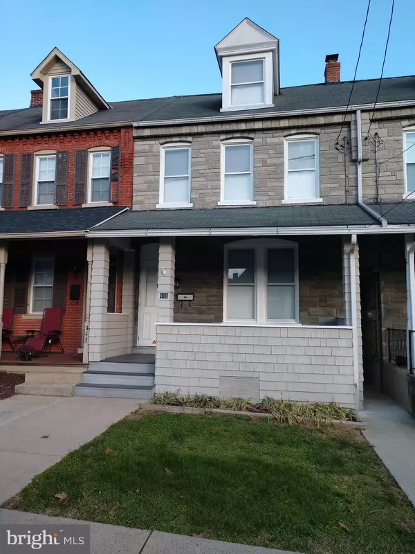 445 NEW DORWART ST, Lancaster, PA 17603