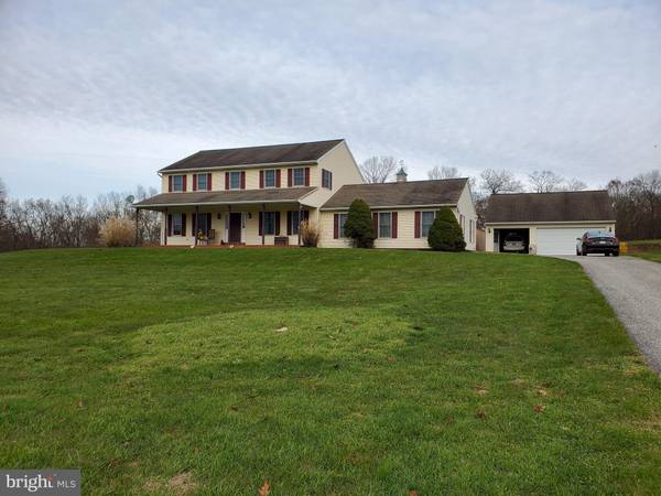 6495 CABOT RD, Dover, PA 17315