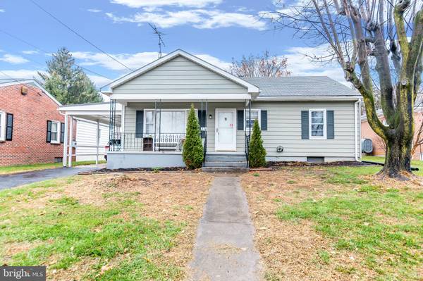 374 BERNICE AVE, Martinsburg, WV 25405