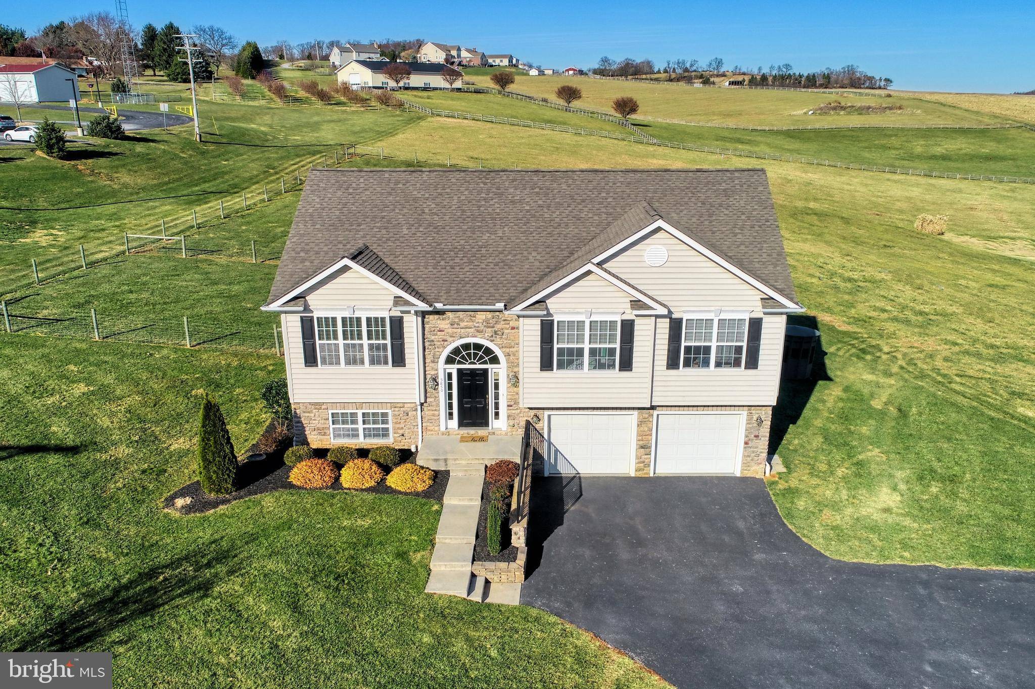 5850 BLOOMING GROVE RD, Glenville, PA 17329