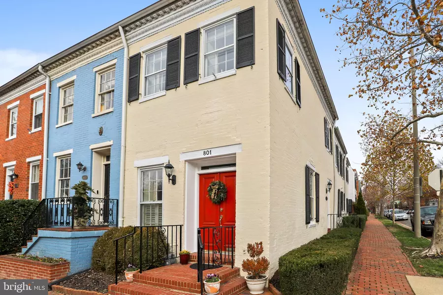 801 WOLFE ST, Alexandria, VA 22314