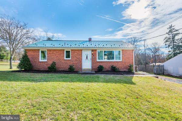 878 CEDARS RD, Lewisberry, PA 17339