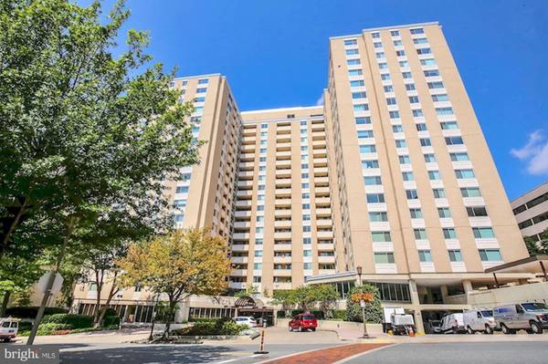 4601 N PARK AVE #715, Chevy Chase, MD 20815