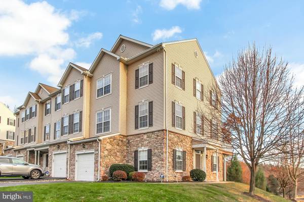 447 MARION RD, York, PA 17406