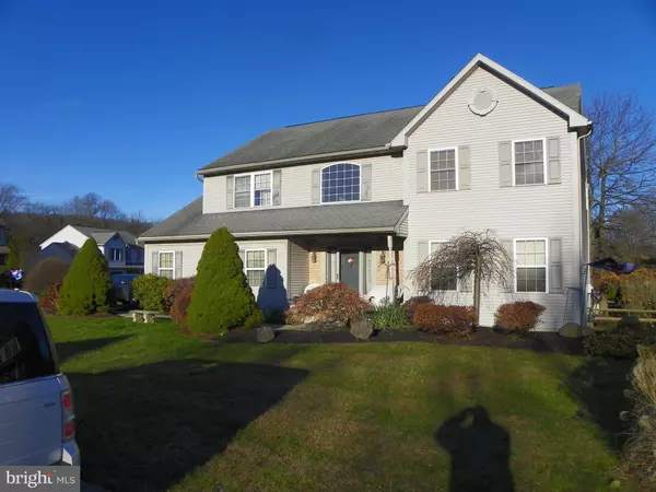 1946 LAURA LN, Pottstown, PA 19464