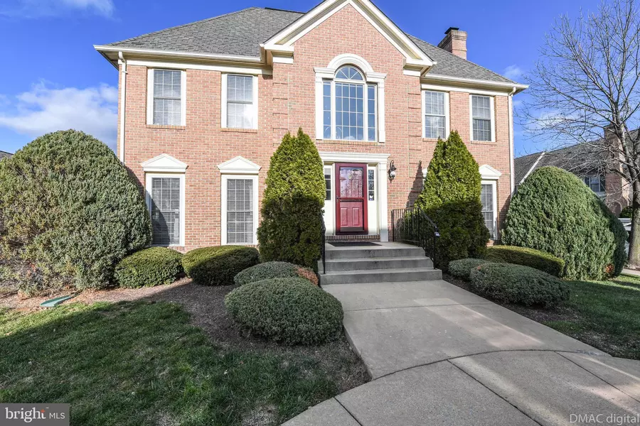 2206 GARDEN LN, Frederick, MD 21701