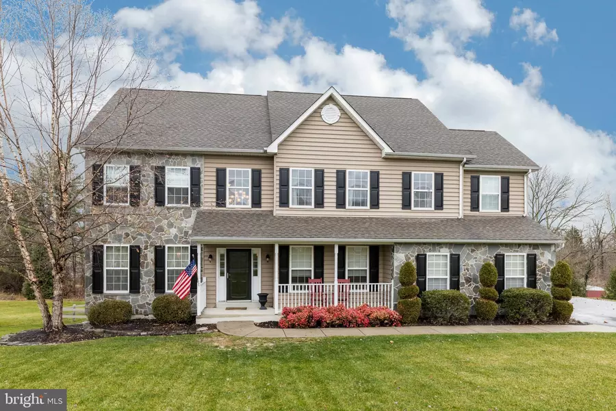 2499 KRISTEN LN, Gilbertsville, PA 19525