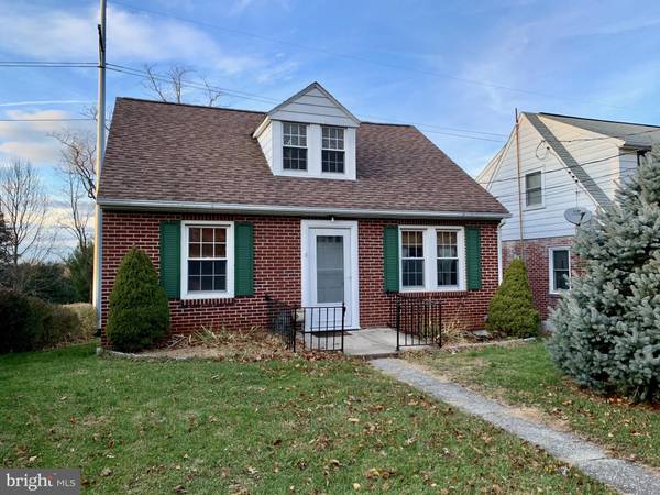 551 HILLCREST RD, York, PA 17403