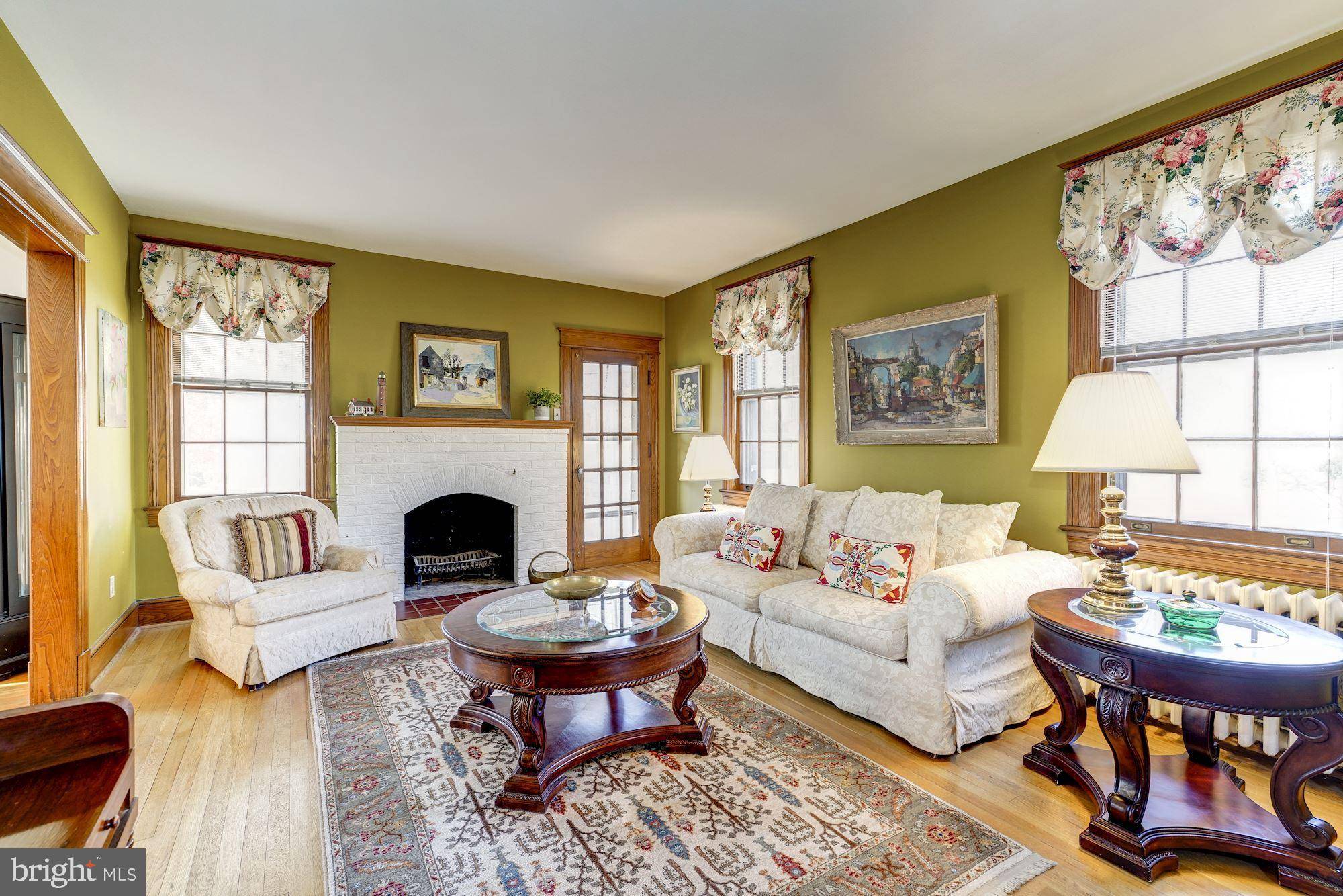 Washington, DC 20016,4858 ALBEMARLE ST NW