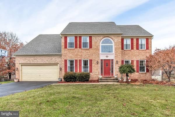 6 JOHN RANDOLPH DR, New Freedom, PA 17349