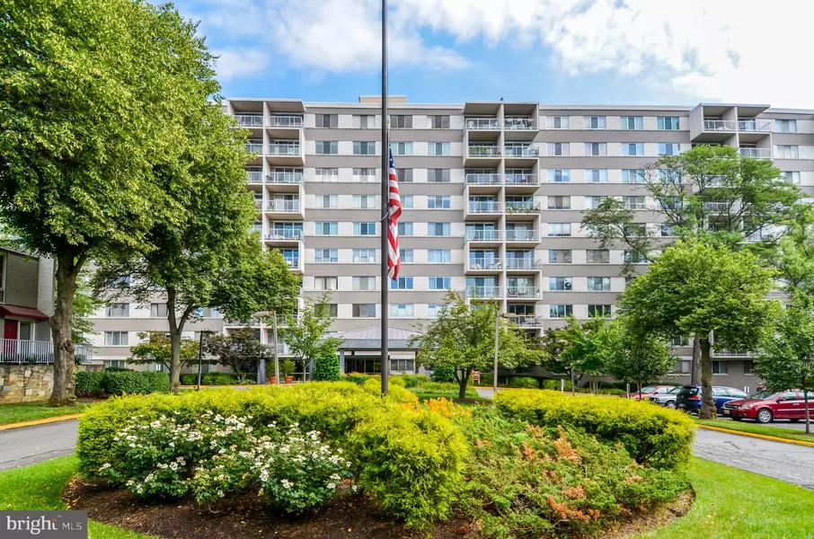 4977 BATTERY LN #1-602, Bethesda, MD 20814