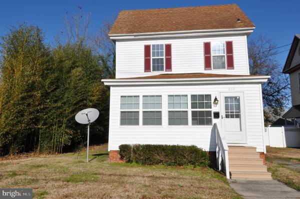 203 WALNUT ST, Pocomoke City, MD 21851