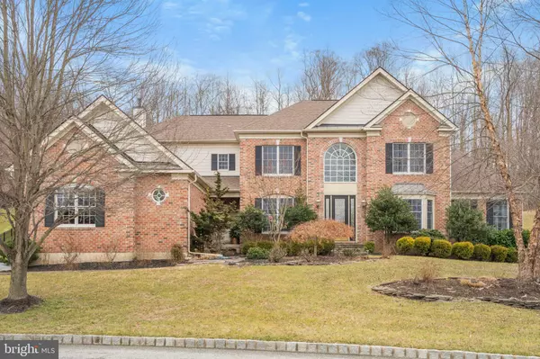 Glen Mills, PA 19342,10 STRICKLAND WAY