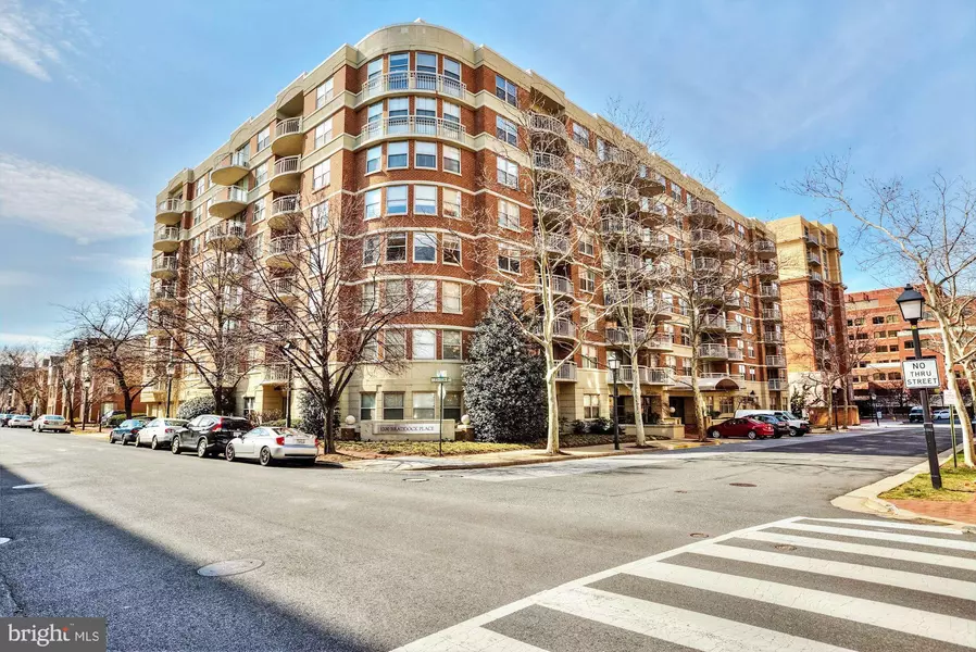 1200 BRADDOCK PL #811, Alexandria, VA 22314