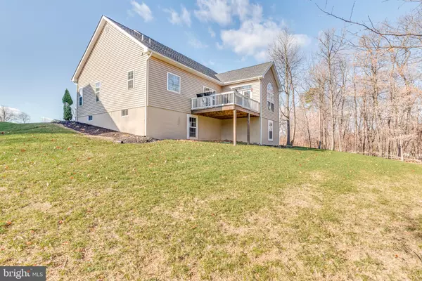 Falling Waters, WV 25419,58 WHIRLPOOL WAY