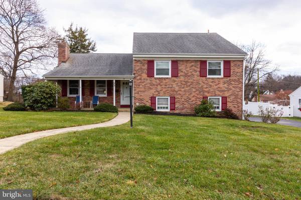 33 SERVER LN, Springfield, PA 19064