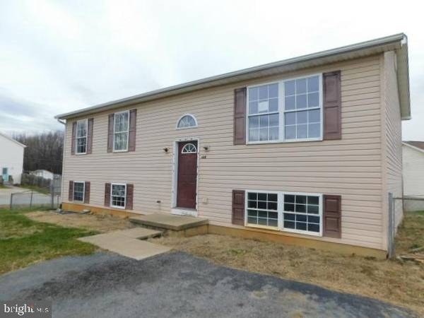 146 ROBELEI DR, Ranson, WV 25438