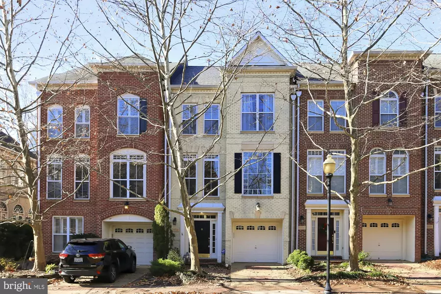 5262 COLONEL JOHNSON LN, Alexandria, VA 22304