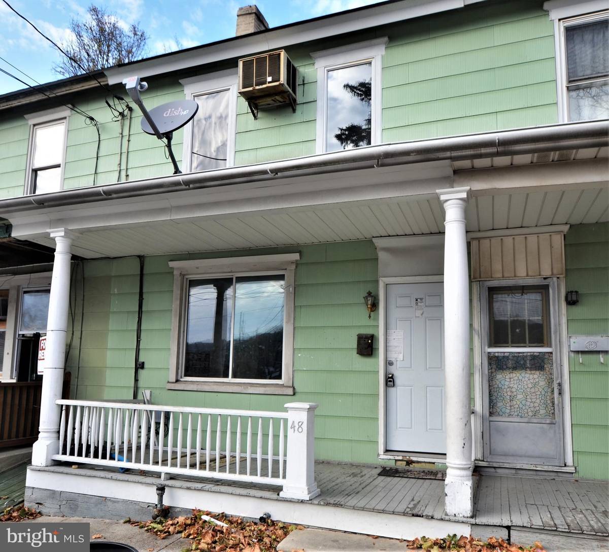 Slatington, PA 18080,48 DOWELL ST