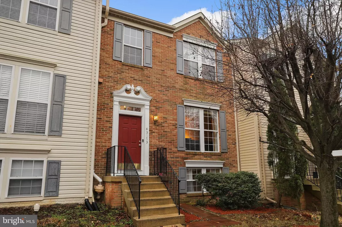 Chantilly, VA 20152,43173 CENTER ST