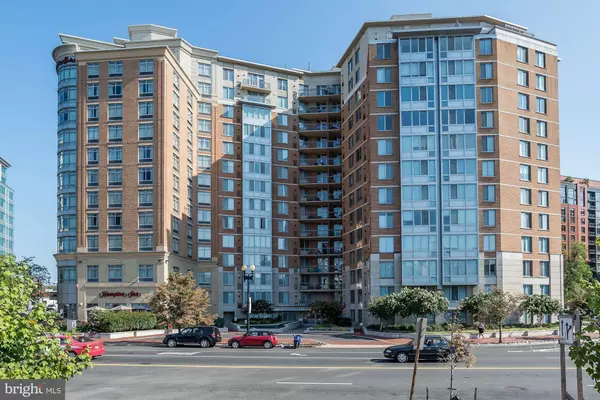 555 MASSACHUSETTS AVE NW #812, Washington, DC 20001