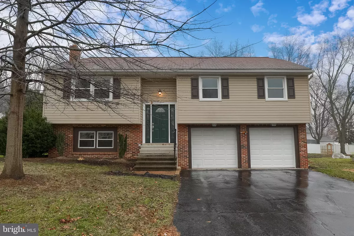 Lancaster, PA 17601,449 ASHFORD DR