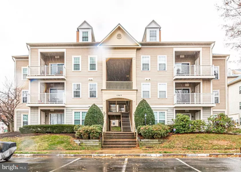 13615 GARFIELD PL #101, Woodbridge, VA 22191