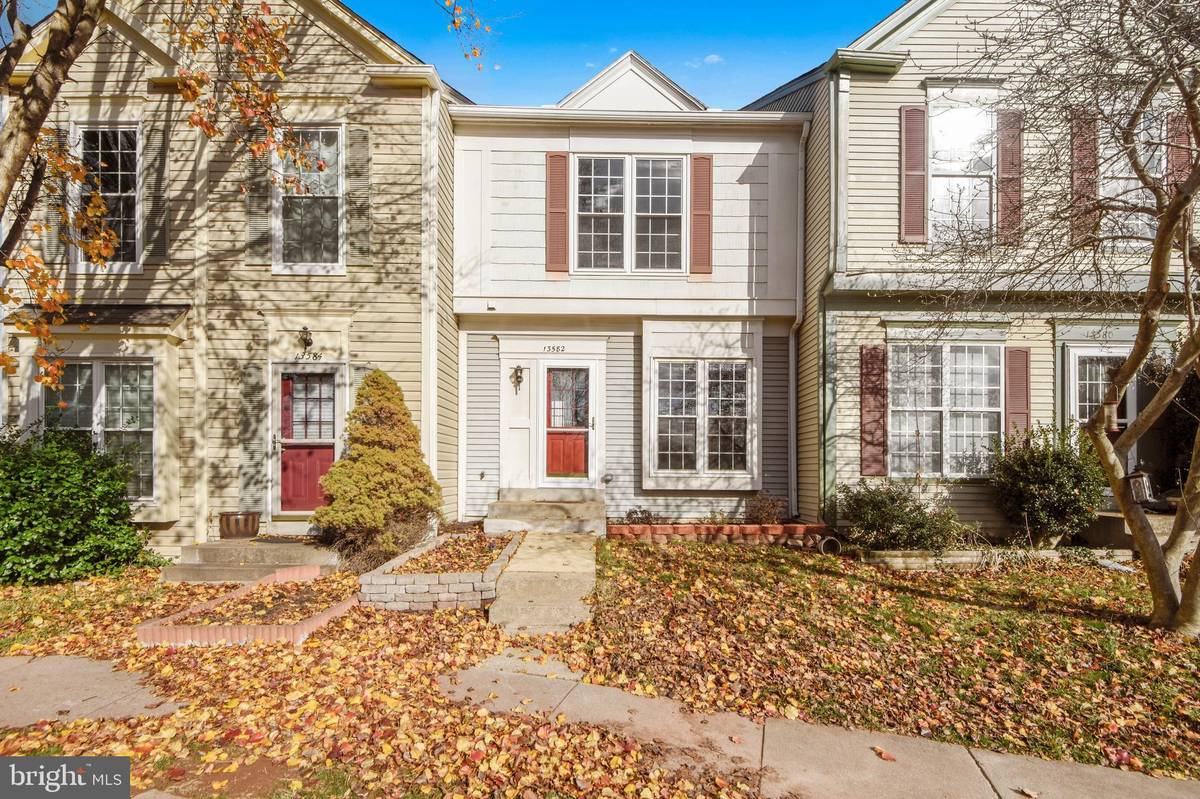 Herndon, VA 20171,13582 HIGHLAND MEWS CT