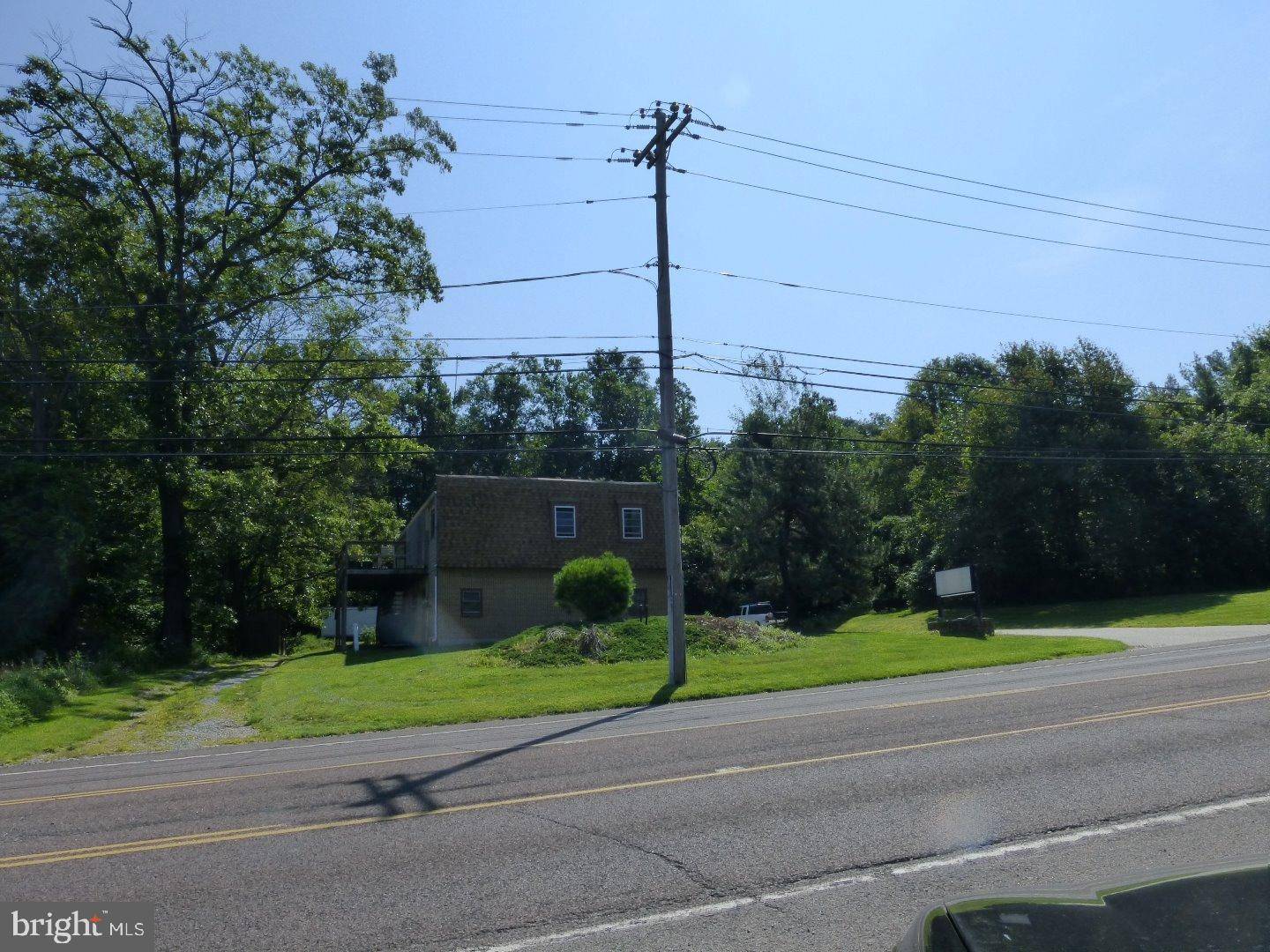 Chester Springs, PA 19425,994 POTTSTOWN PIKE