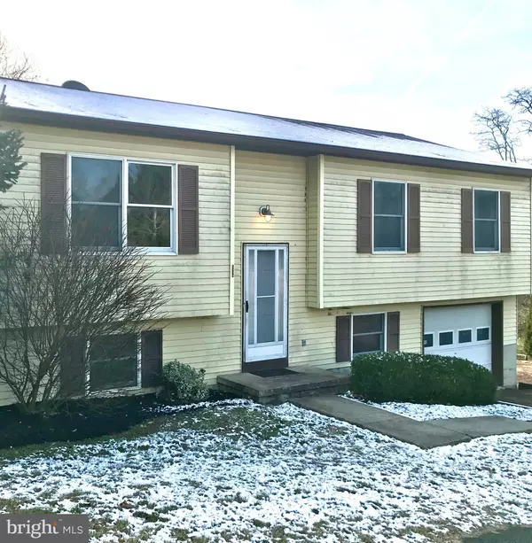 1599 BUTTER LN, Reading, PA 19606