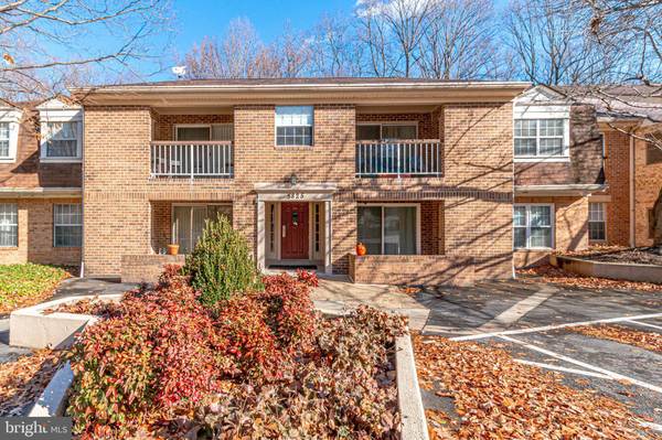 5825 COVE LANDING RD #304, Burke, VA 22015