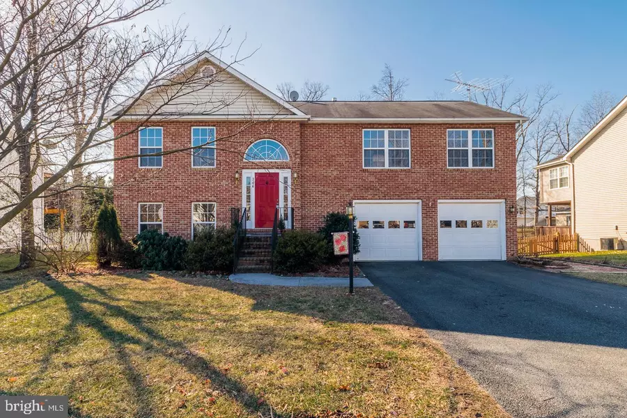 346 MONTGOMERY CIR, Stephens City, VA 22655