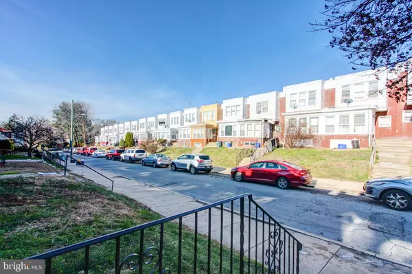 Philadelphia, PA 19142,1732 S AVONDALE ST