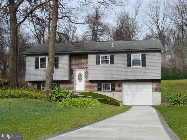 47 TROXEL RD, Shoemakersville, PA 19555