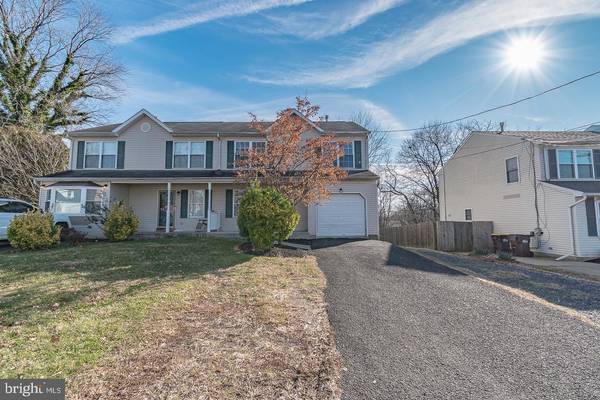 303-B OLIVE AVE, Horsham, PA 19044