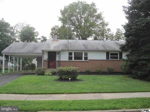 15 PLAINVIEW RD, Camp Hill, PA 17011