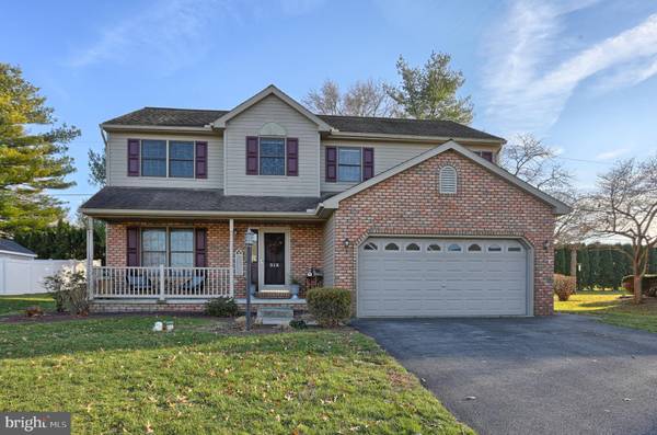 312 QUITTIE PARK DR, Annville, PA 17003