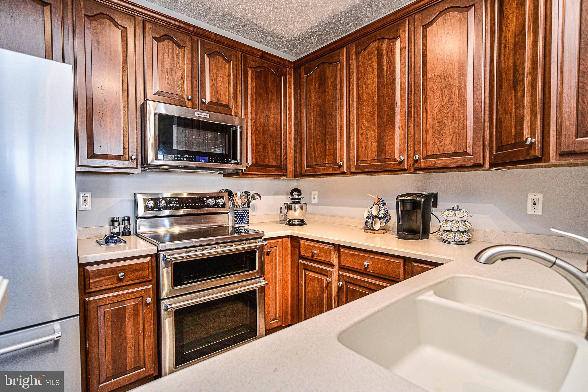 Reston, VA 20190,12161 ABINGTON HALL PL #203