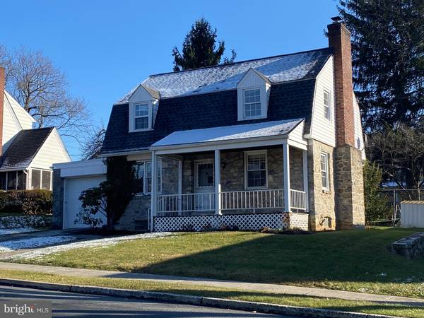 6 CAMBRIDGE AVE, Reading, PA 19609