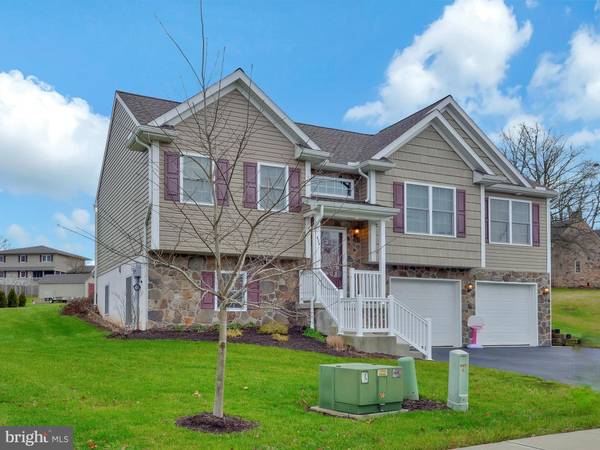 Terre Hill, PA 17581,424 RANDALL DR