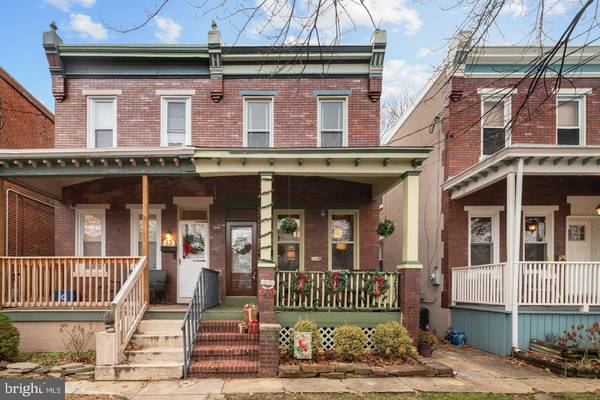 15 E COLLINGS AVE, Collingswood, NJ 08108