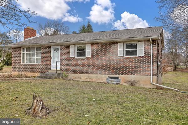 5665 WERTZVILLE RD, Enola, PA 17025